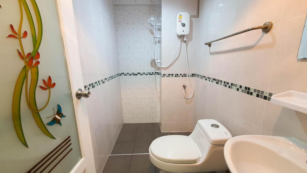 Roomquest Suvarnabhumi Ladkrabang 42 Banguecoque Exterior foto